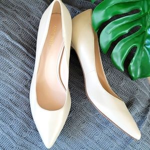 Nine West - Size 10M - Kitten Heel